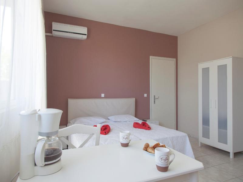Sofi Hotel Ликсури Екстериор снимка
